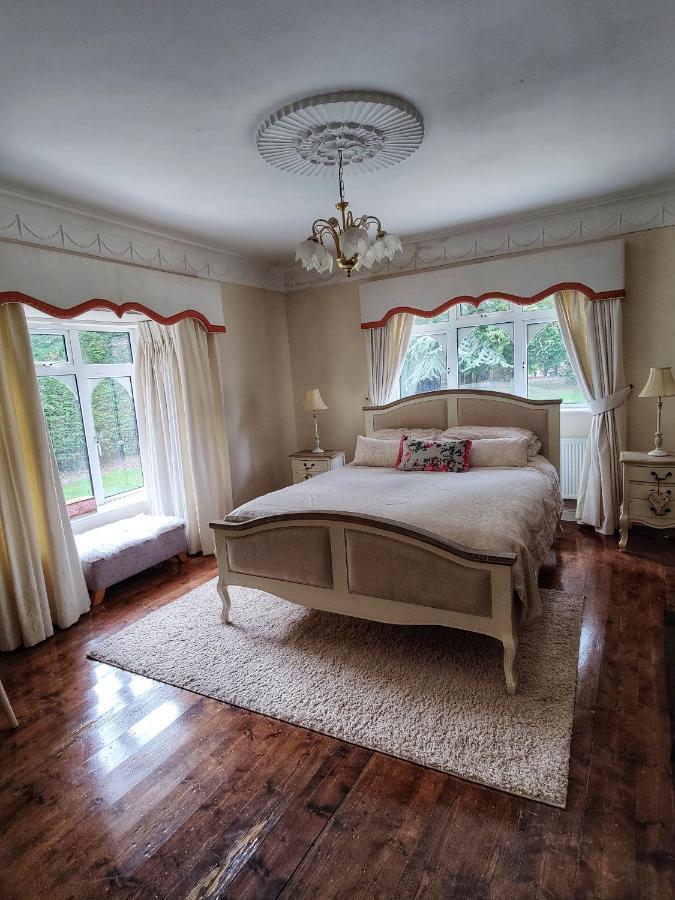 Rooms At Ballysax House The Curragh Dış mekan fotoğraf